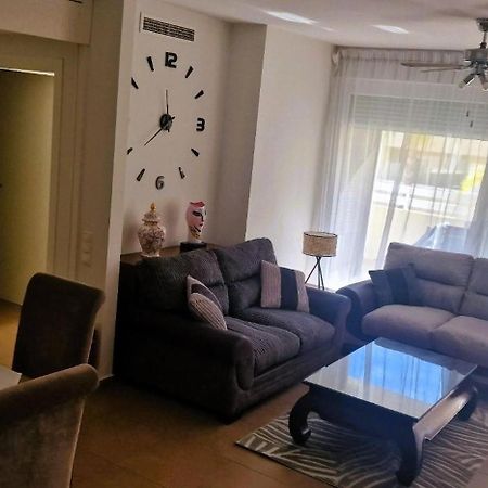 Immaculate 2-Bed Apartment In Pego Exterior foto