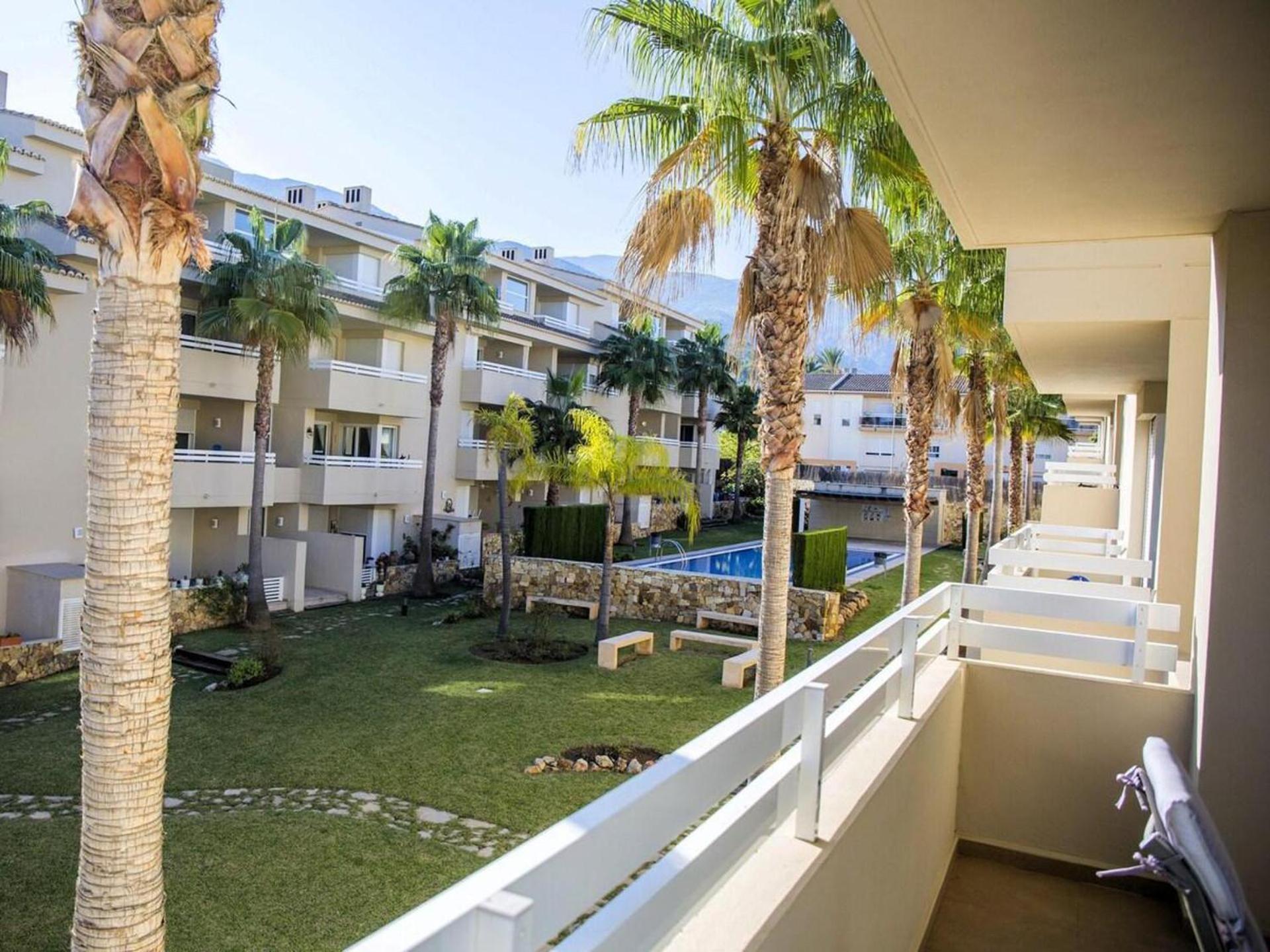 Immaculate 2-Bed Apartment In Pego Exterior foto